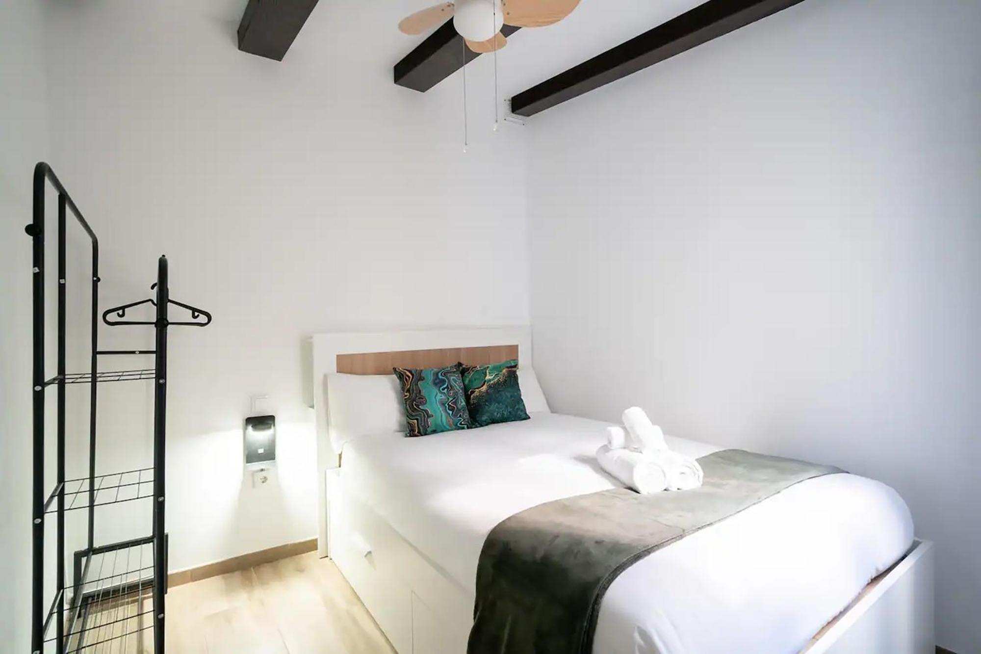 Charming San Isidro Apartment มาดริด ภายนอก รูปภาพ