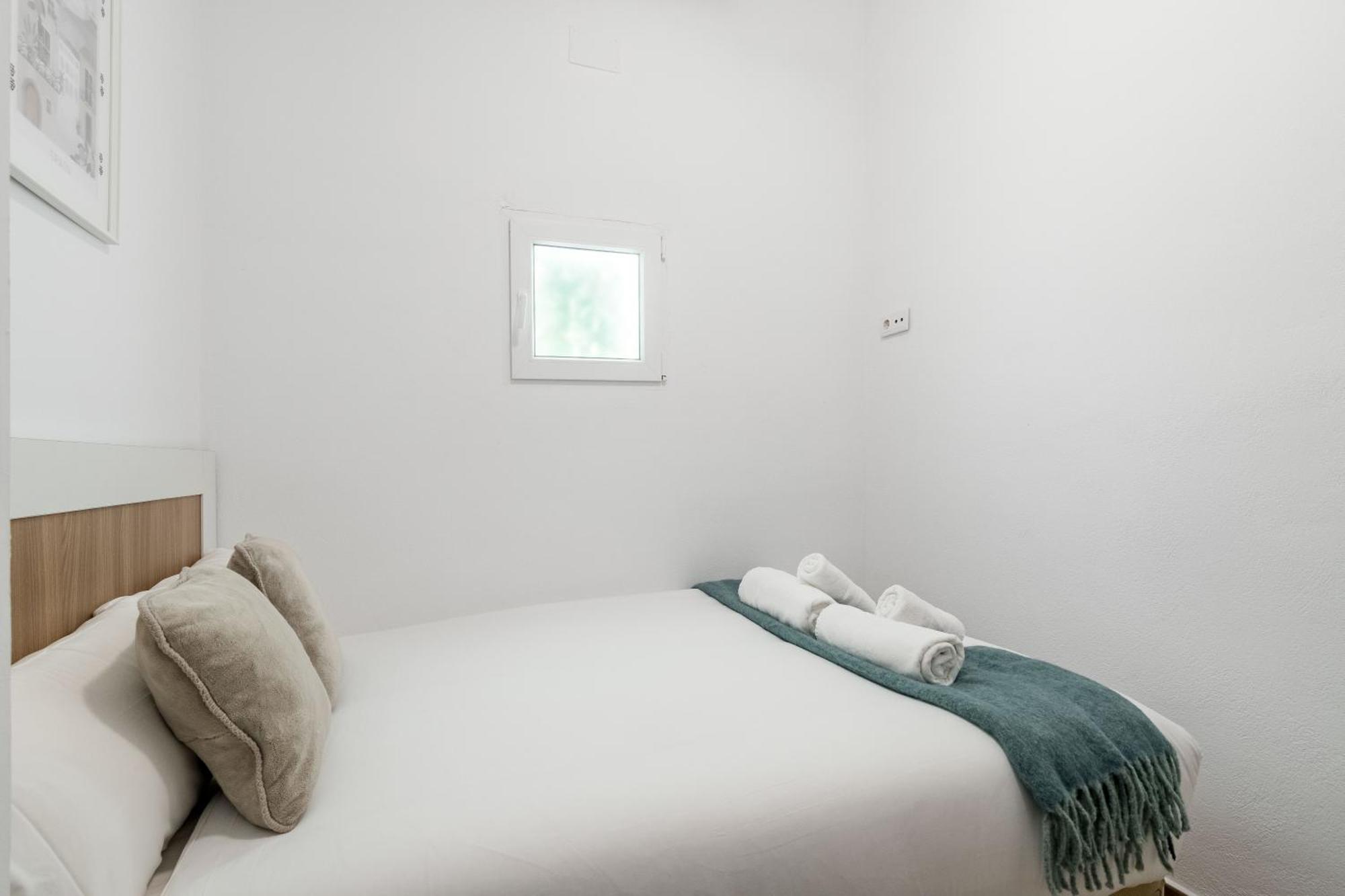 Charming San Isidro Apartment มาดริด ภายนอก รูปภาพ